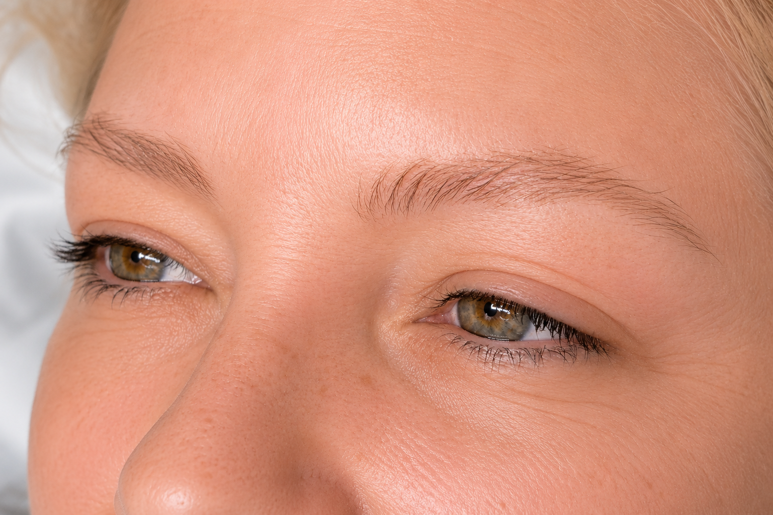 Before ETHEREA LASH beauty treatment